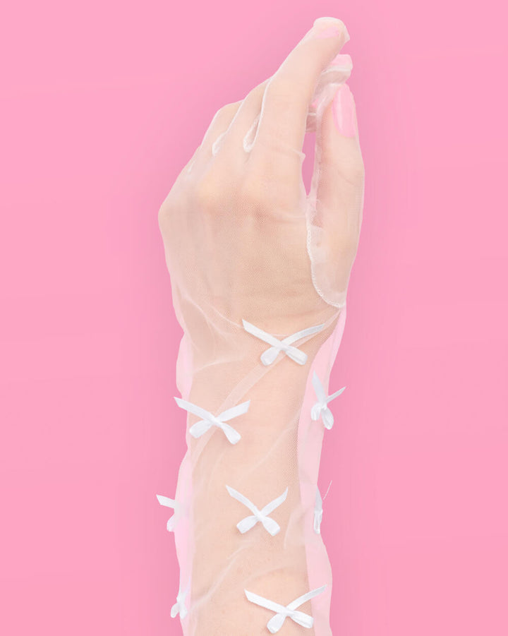 Bachelorette party accessories set with a sash, veil, and gloves from xo, Fetti