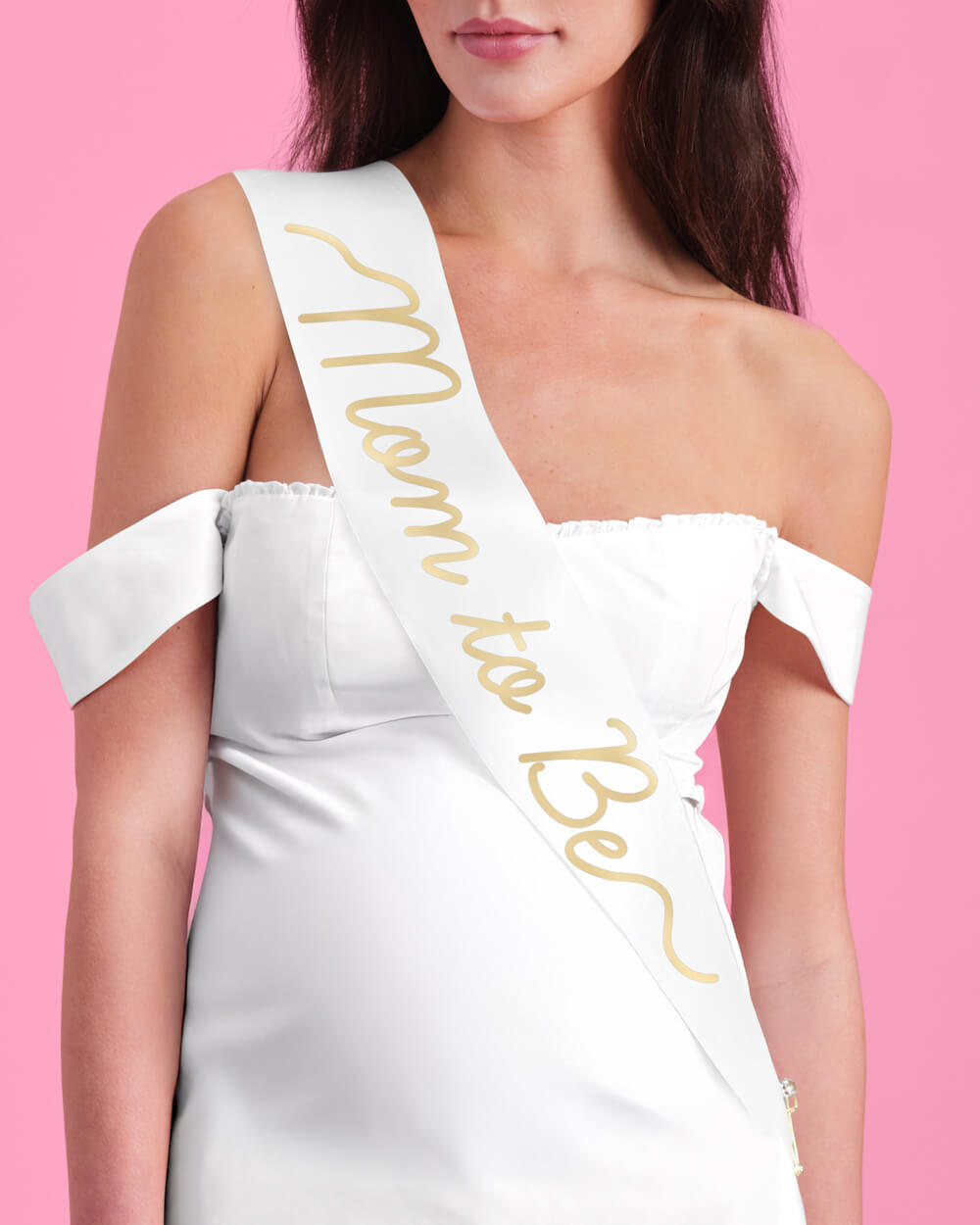 Mom to Be sash in white satin from xo, Fetti