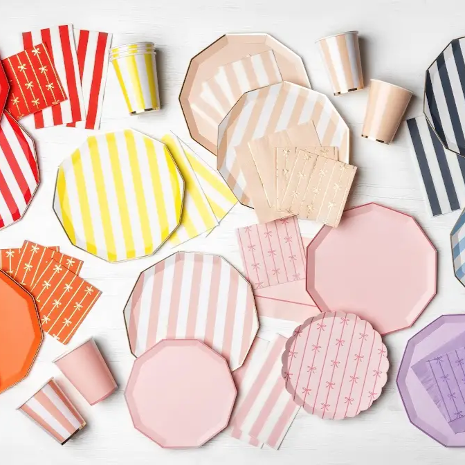 PETAL PINK SIGNATURE BOW SMALL NAPKINS Bonjour Fete Napkins PETAL PINK SIGNATURE BOW SMALL NAPKINS Bonjour Fete - Party Supplies