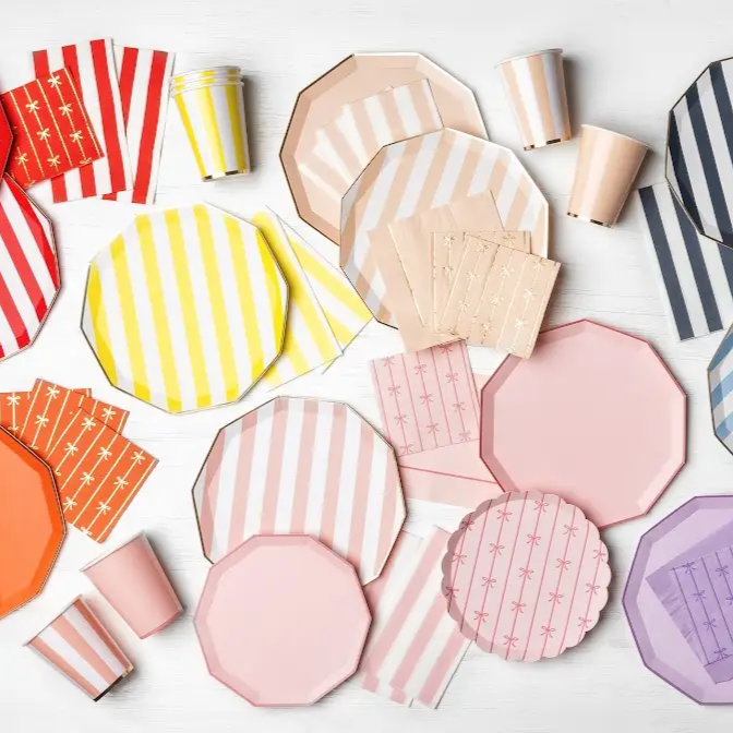 PETAL PINK SIGNATURE CUPS Bonjour Fete Cups PETAL PINK SIGNATURE CUPS Bonjour Fete - Party Supplies