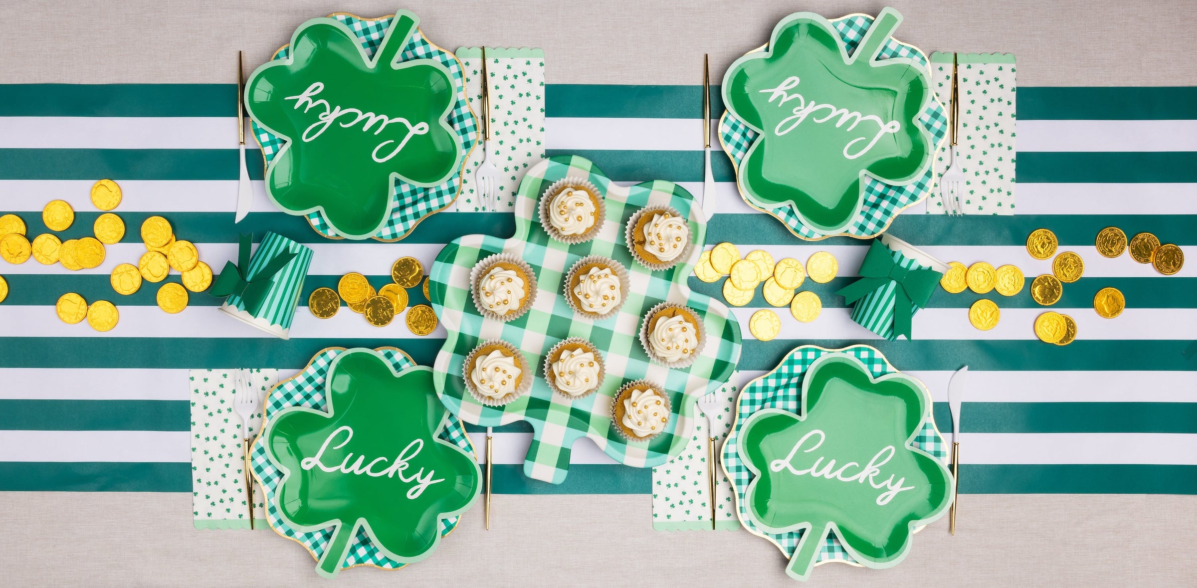 shamrock st. paddy's day party table