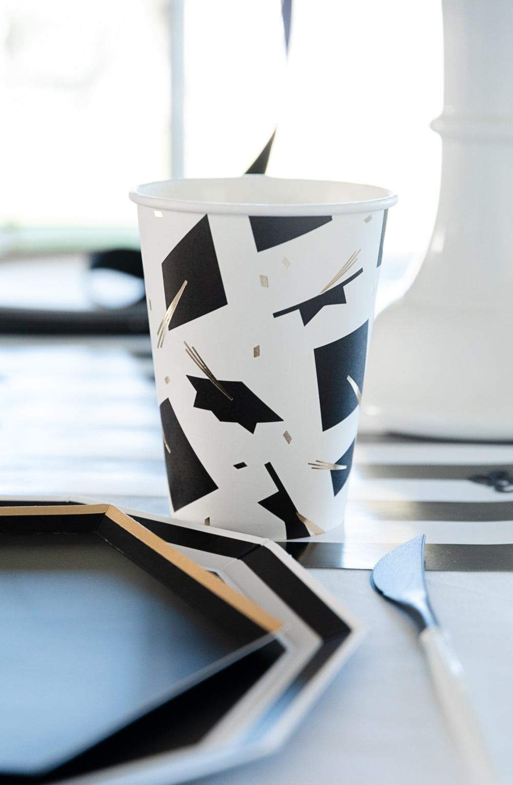 TARGET GRADUATION CAP CUPS Bonjour Fete Cups TARGET GRADUATION CAP CUPS Bonjour Fete - Party Supplies