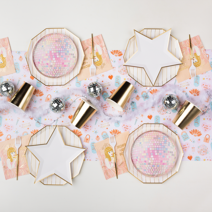 SWIFTIE SHOWGIRL GIFT WRAP Bonjour Fête Gift Wrapping SWIFTIE SHOWGIRL GIFT WRAP Bonjour Fete - Party Supplies