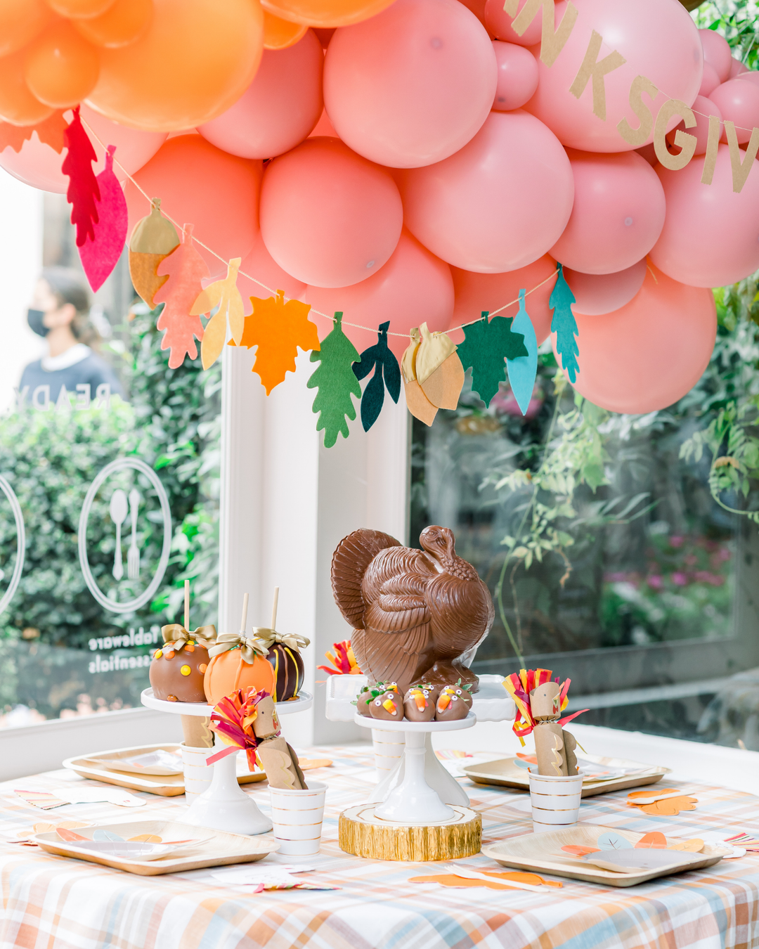 Thanksgiving party supplies Thanksgiving table settings Thanksgiving decor