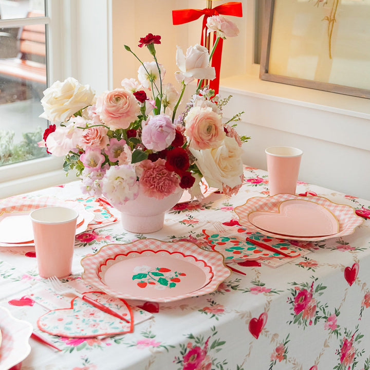 ELEGANT PETAL PINK GINGHAM DINNER PLATES Bonjour Fete Plates ELEGANT PETAL PINK GINGHAM DINNER PLATES Bonjour Fete - Party Supplies