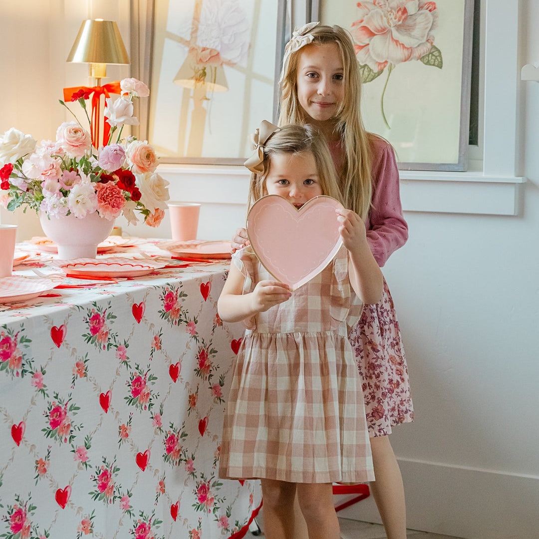 PINK VALENTINE HEART PLATES Bonjour Fete Plates PINK VALENTINE HEART PLATES Bonjour Fete - Party Supplies