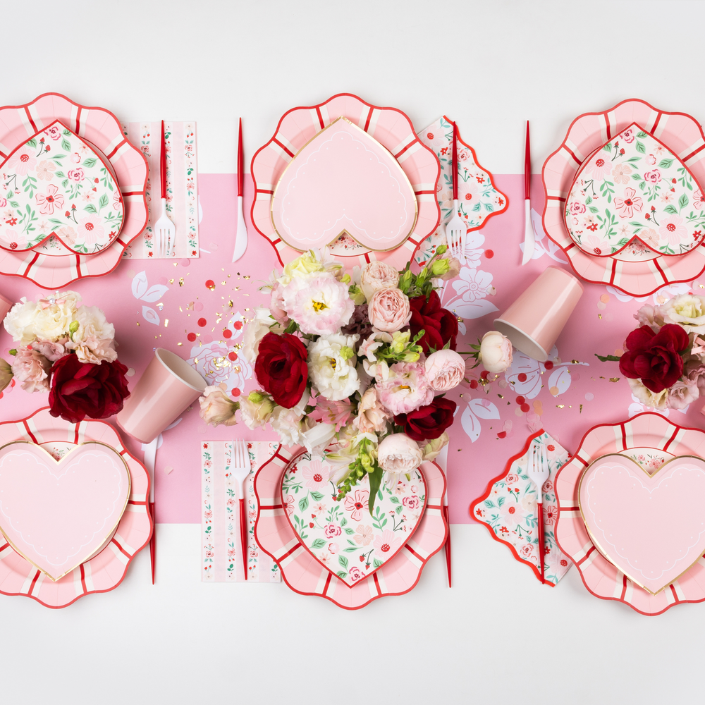 PETAL PINK ELEGANT FLORAL TABLE RUNNER Bonjour Fête Table Covers & Placemats PETAL PINK ELEGANT FLORAL TABLE RUNNER Bonjour Fete - Party Supplies