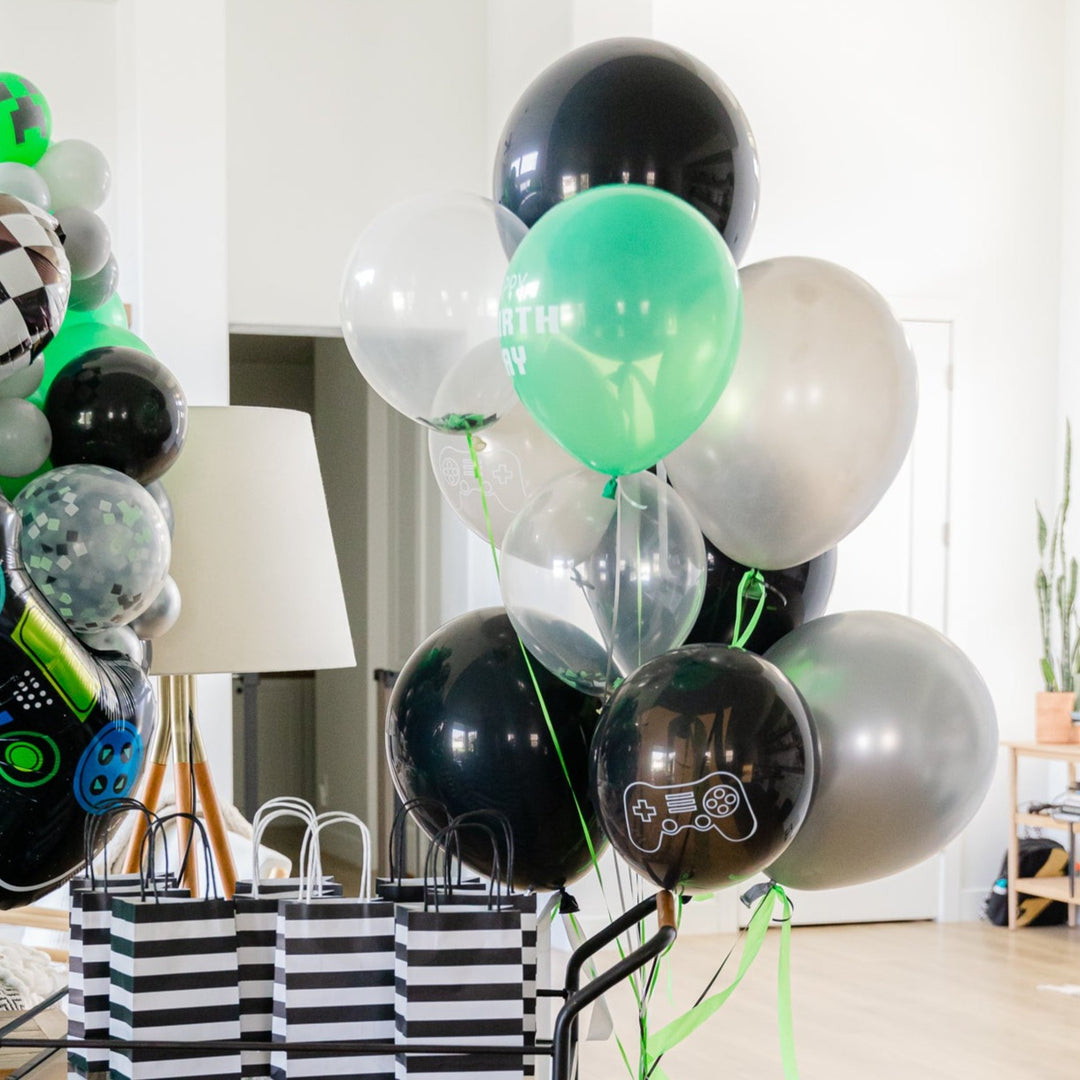 BLACK & GREEN VIDEO GAME BALLOON BOUQUET Ginger Ray UK Bonjour Fete - Party Supplies
