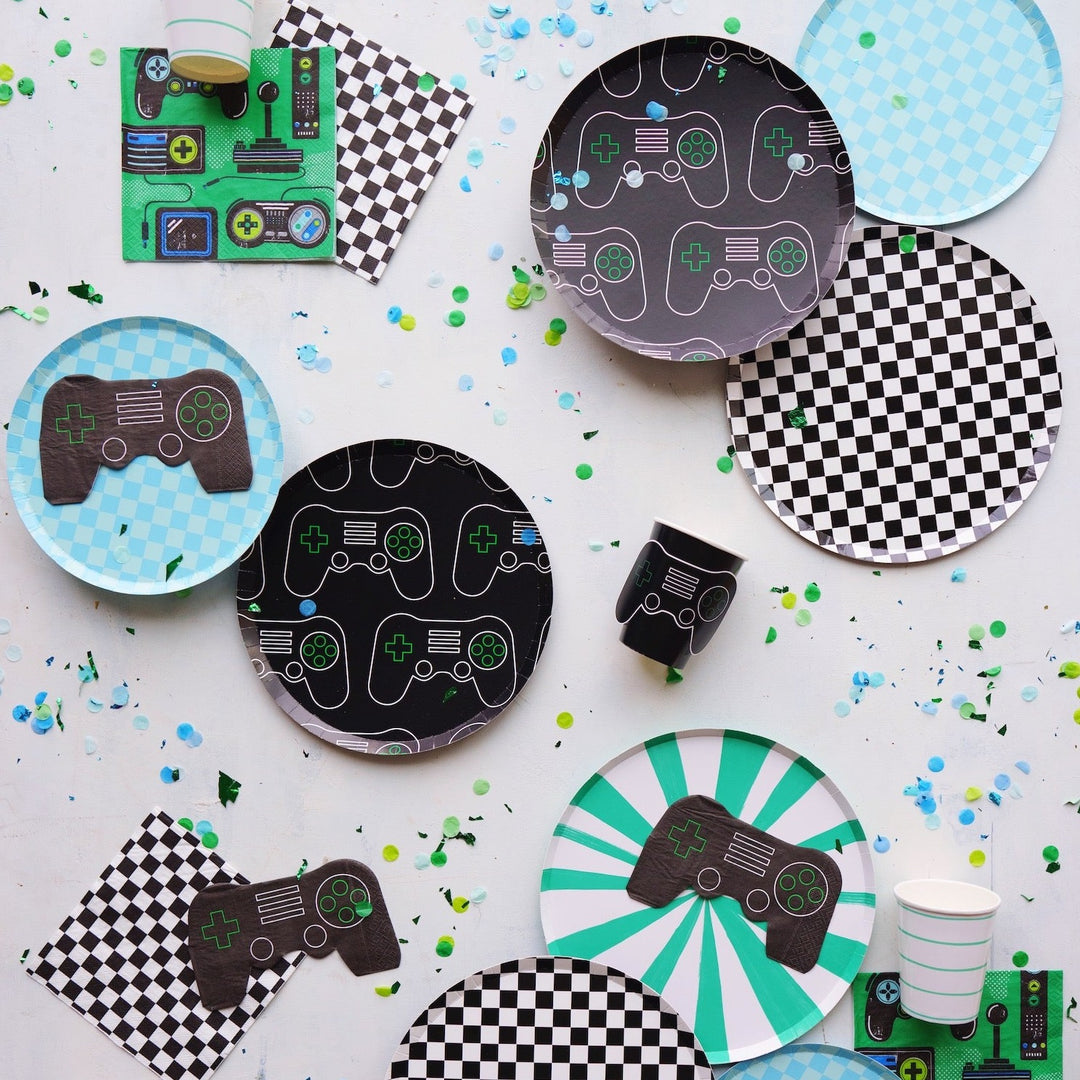 VIDEO GAME PAPER PLATES Ginger Ray UK Bonjour Fete - Party Supplies