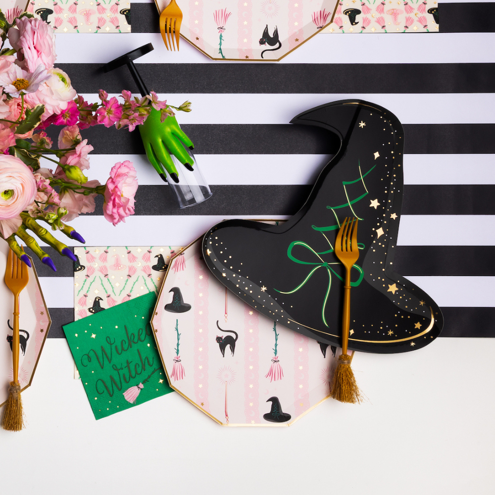 BLACK WITCH HAT LARGE PLATES Bonjour Fete Plates BLACK WITCH HAT LARGE PLATES Bonjour Fete - Party Supplies