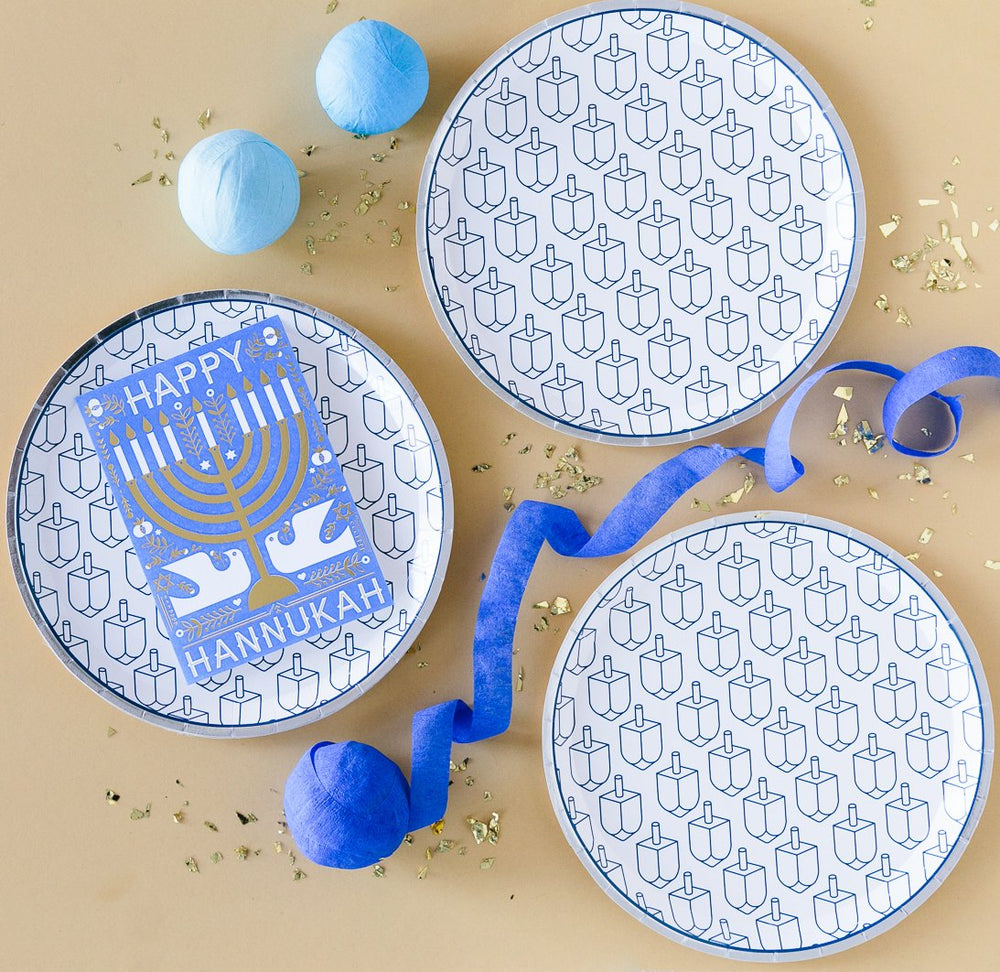 HANUKKAH DREIDEL DINNER PLATES Jollity & Co. + Daydream Society Hanukkah Bonjour Fete - Party Supplies