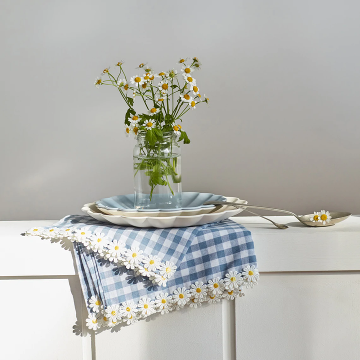 DAISY EDGE GINGHAM FABRIC NAPKINS Meri Meri Napkins Bonjour Fete - Party Supplies