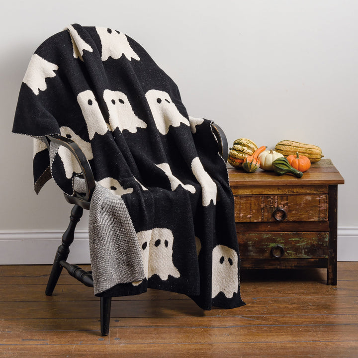 GHOSTS THROW Primitives By Kathy Bonjour Fete - Party Supplies