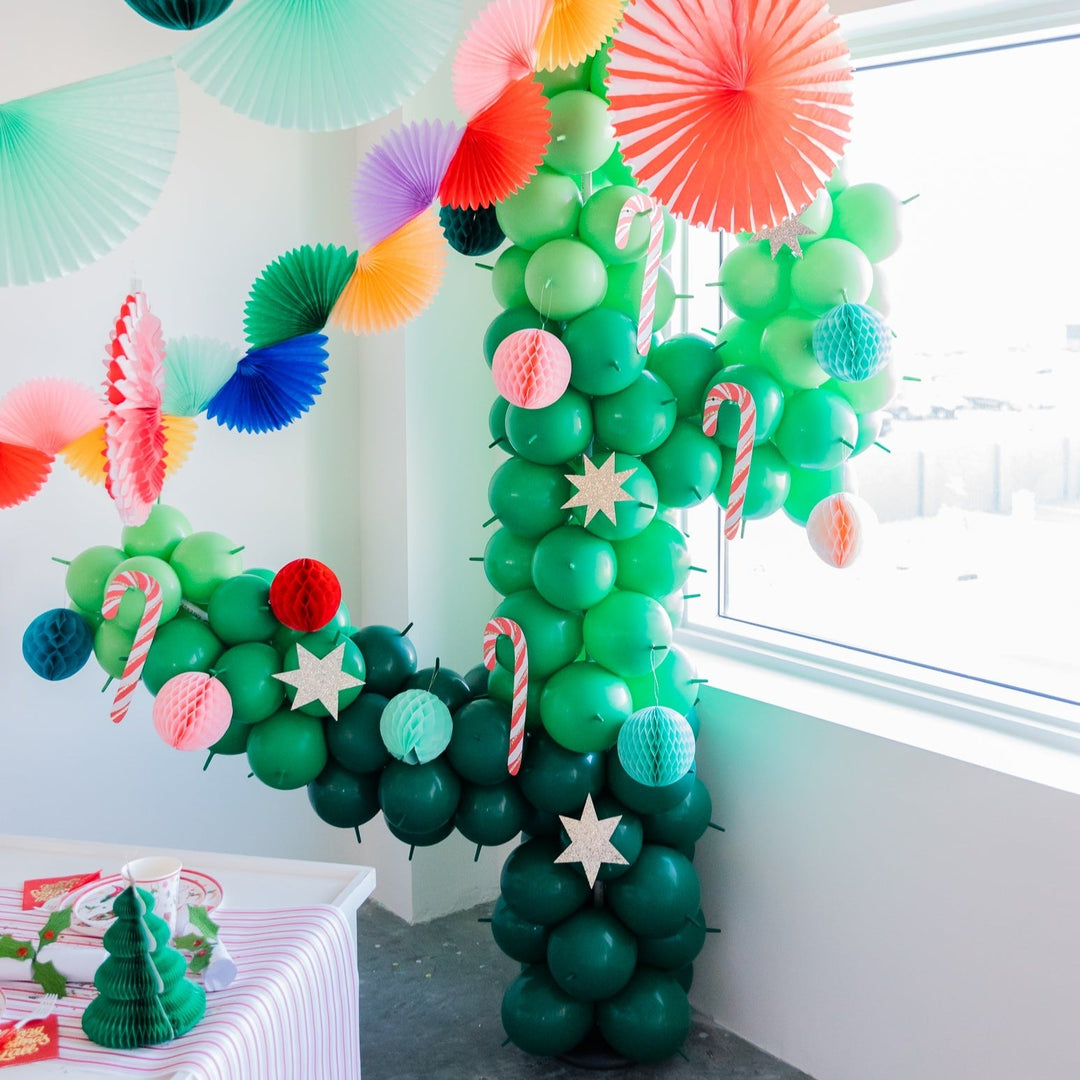 CHRISTMAS HONEYCOMB GARLAND Meri Meri Christmas Holiday Party Decorations Bonjour Fete - Party Supplies