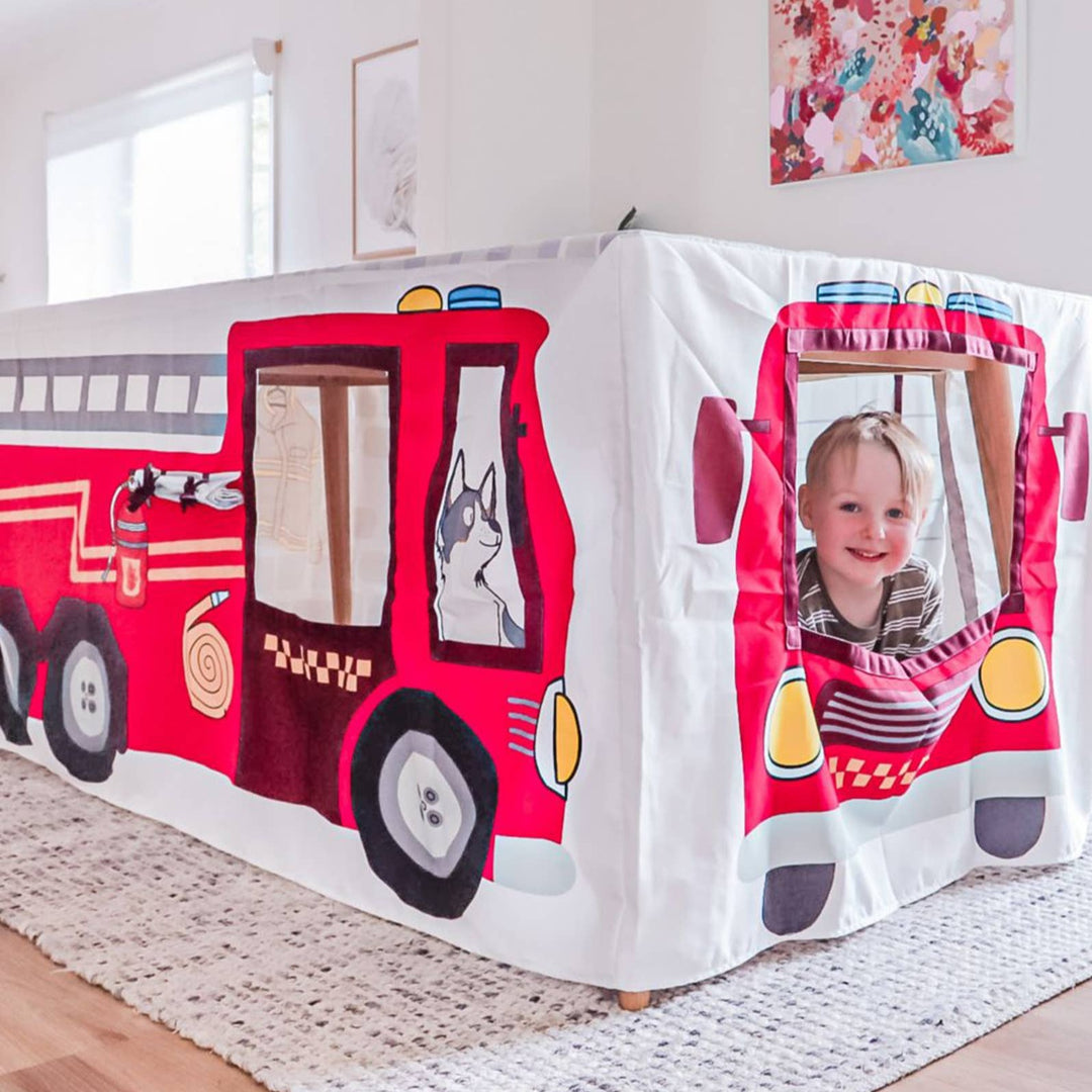 Fire Truck and Station Table Tent Cubby Petite Maison Play 0 Faire Bonjour Fete - Party Suppliesfireman birthday party ideas