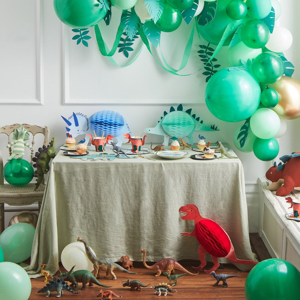 LEAFY GREEN BALLOON GARLAND ARCH KIT Meri Meri Balloon Garland Kit Bonjour Fete - Party Supplies