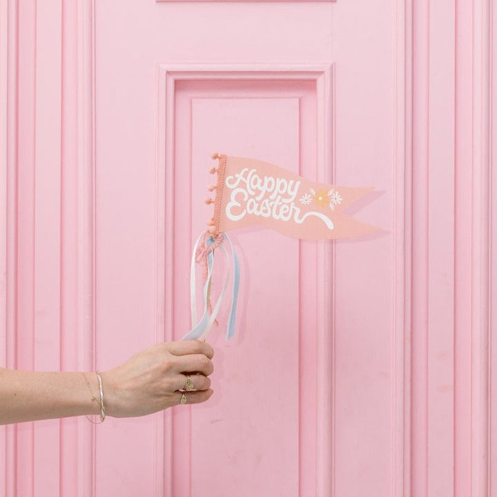 HAPPY EASTER / HONEY BUNNY FLAG BY THREAD MAMA Bonjour Fete Garlands & Banners Bonjour Fete - Party Supplies