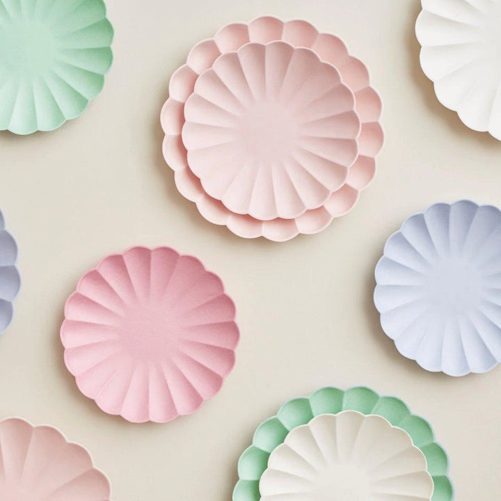 ECO-FRIENDLY MINT COMPOSTABLE PARTY PLATES Meri Meri Plates Bonjour Fete - Party Supplies