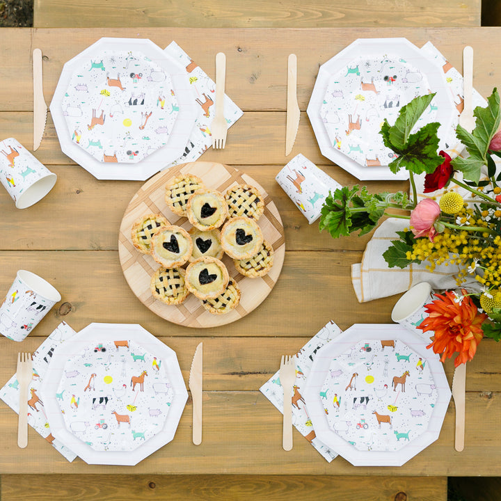 ON THE FARM PARTY PLATES Jollity & Co. + Daydream Society Plates Bonjour Fete - Party Supplies
