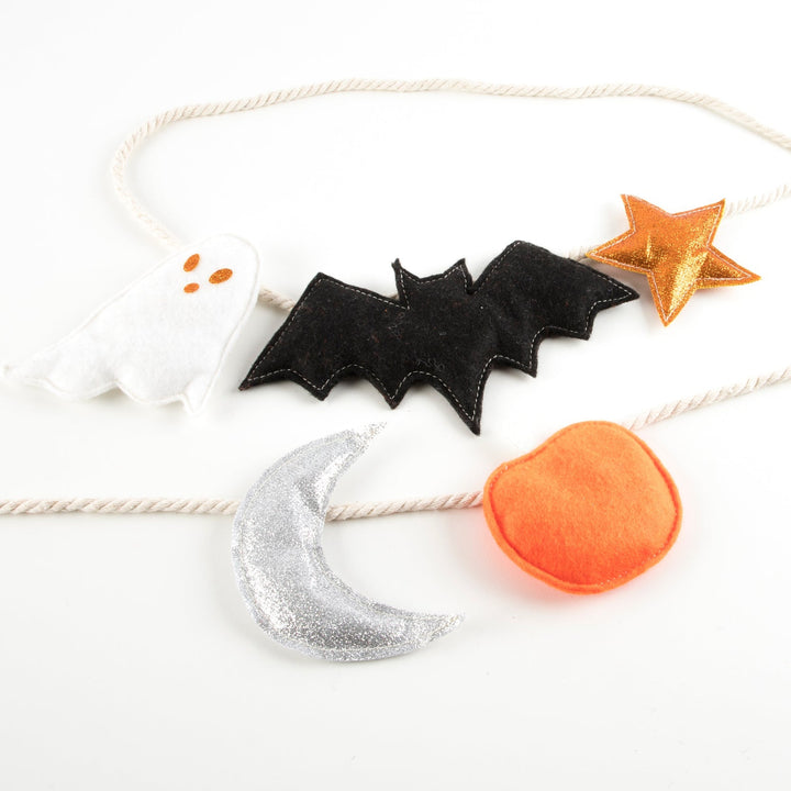 HALLOWEEN FELT GARLAND Meri Meri Halloween Party Decorations Bonjour Fete - Party Supplies