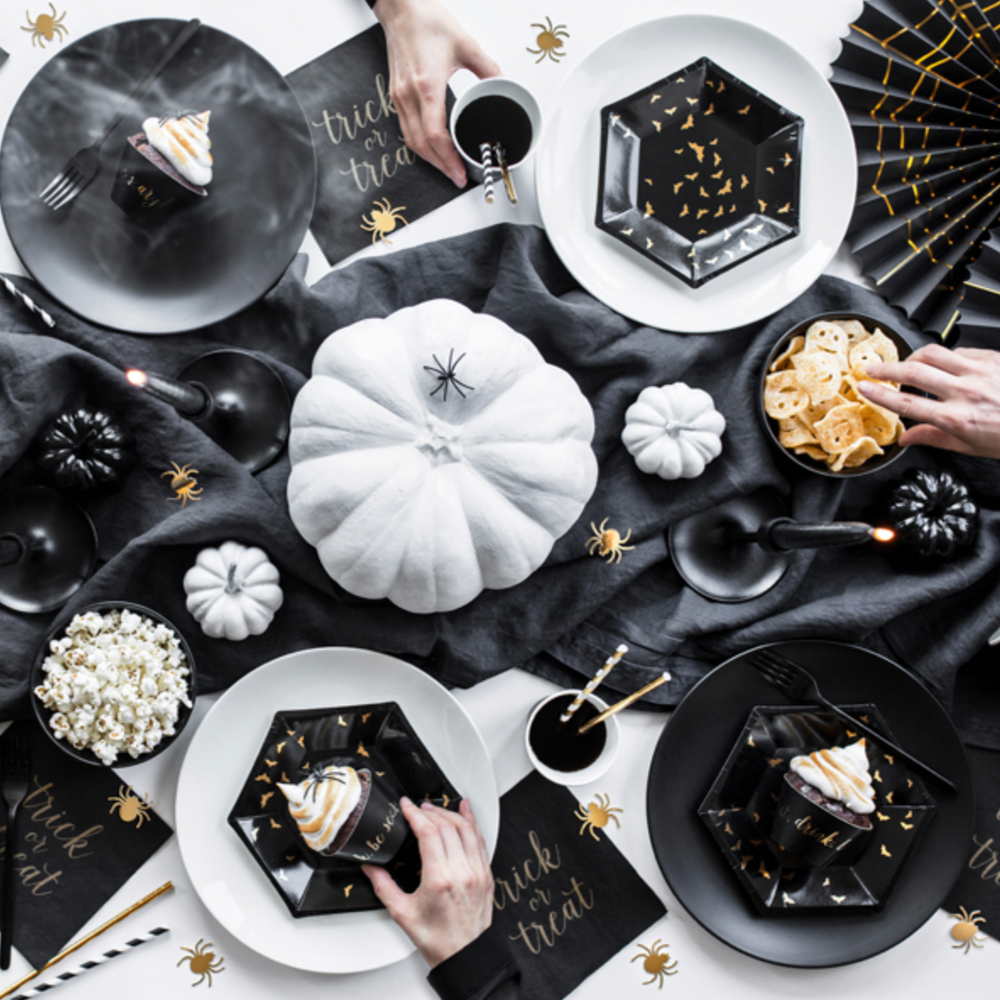 BLACK & GOLD BAT PLATES Party Deco Halloween Tableware Bonjour Fete - Party Supplies