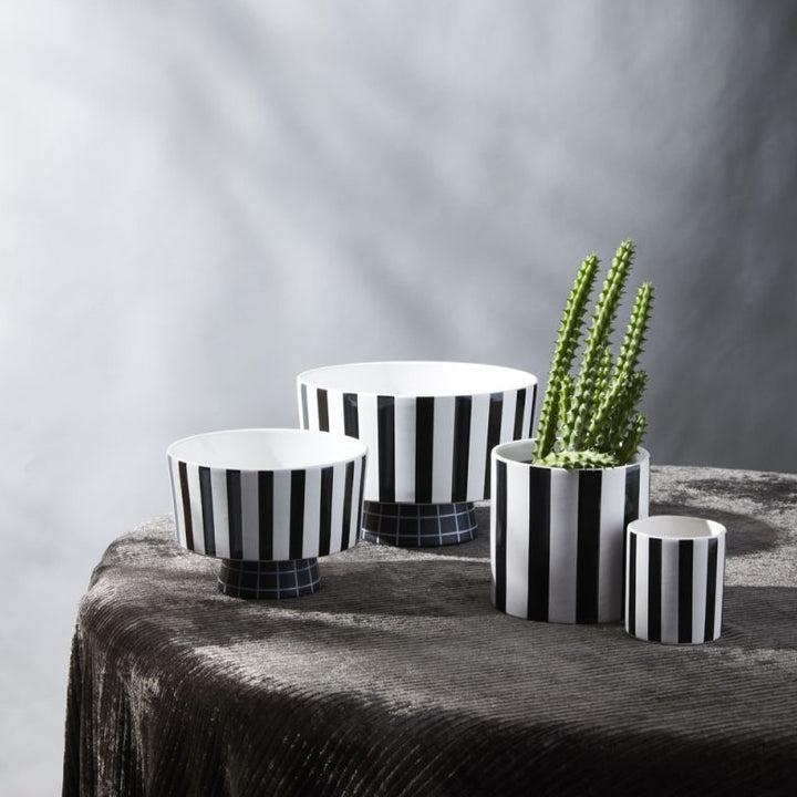 BLACK AND WHITE CERAMIC POTS Accent Decor Halloween Home Decor Bonjour Fete - Party Supplies