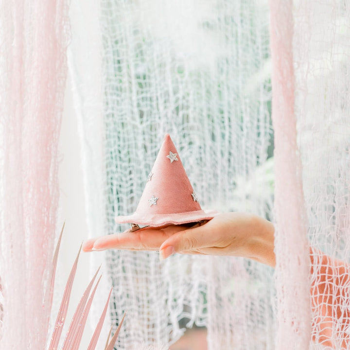 PINK VELVET WITCH HAT Meri Meri Halloween Costumes Bonjour Fete - Pastel Halloween Party Supplies