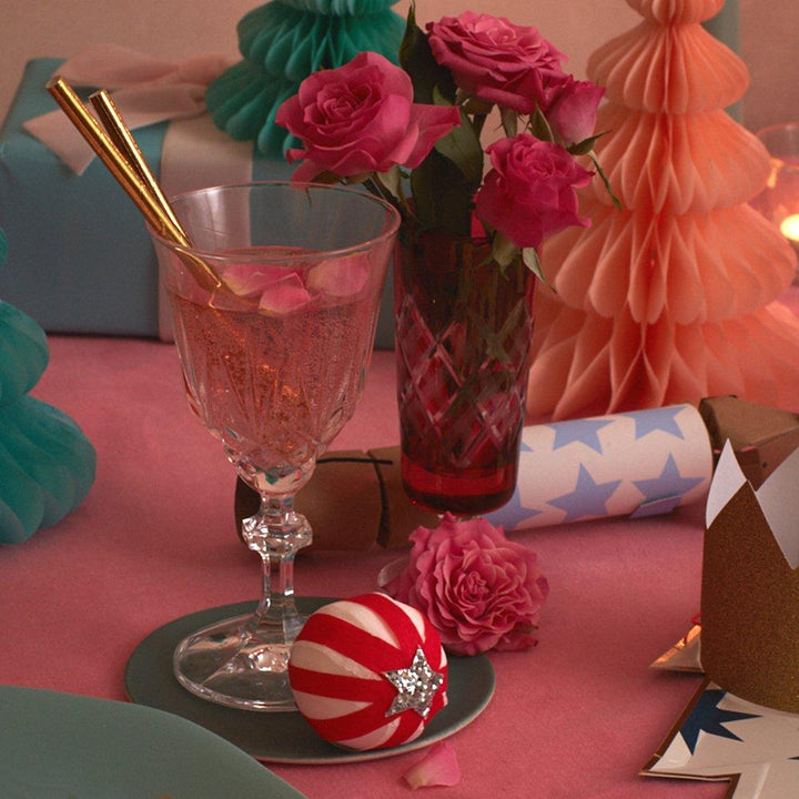 PEPPERMINT CANDY SURPRISE BALLS Meri Meri Christmas Favor Bonjour Fete - Party Supplies