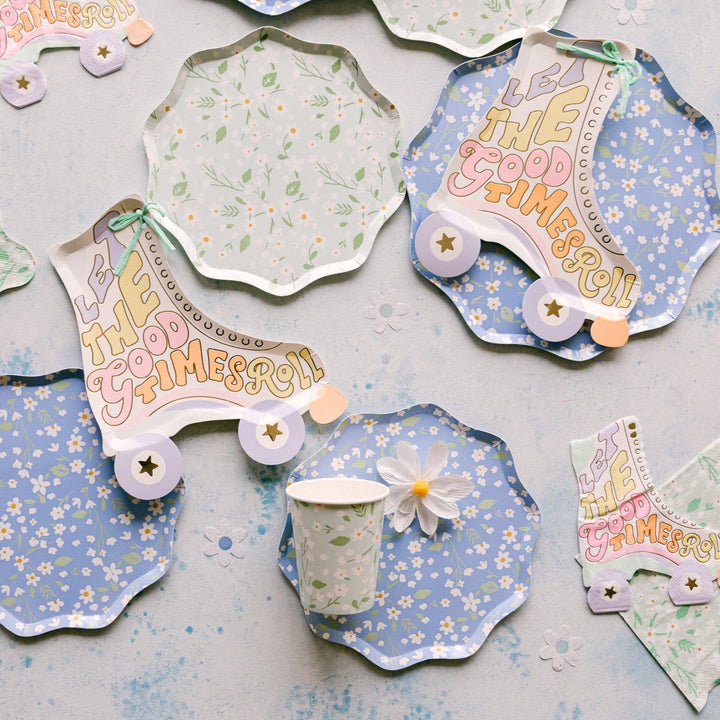 ROLLER SKATE PAPER PARTY PLATES Meri Meri Plates Bonjour Fete - Party Supplies