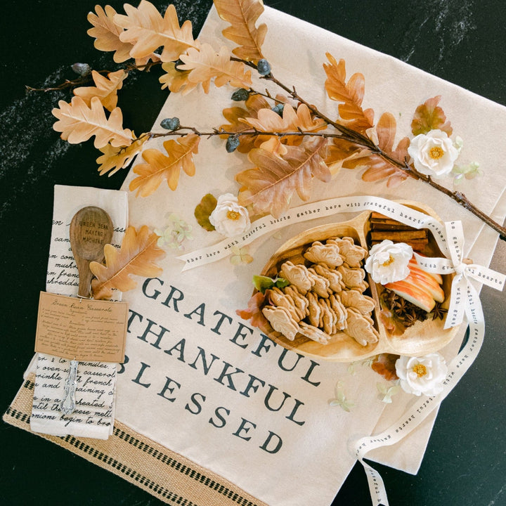 THANKFUL TABLE RUNNER Mud Pie Thanksgiving Party Supplies Bonjour Fete - Party Supplies