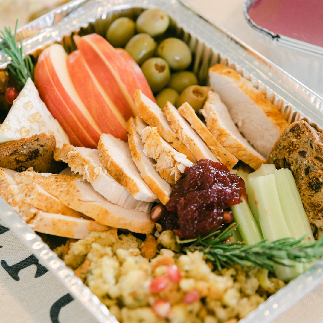 THANKFUL FOIL TAKE HOME CONTAINERS Unique Thanksgiving Party Supplies Bonjour Fete - Party Supplies