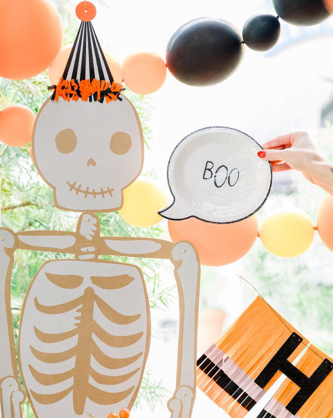 VINTAGE HALLOWEEN JOINTED SKELETONS Meri Meri Halloween Decor Bonjour Fete - Party Supplies